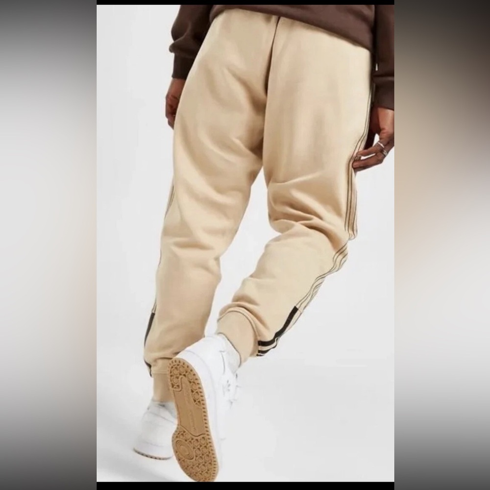 Adidas Original Fleece Joggers Size Large Beige/ Black - Picture 2 of 16